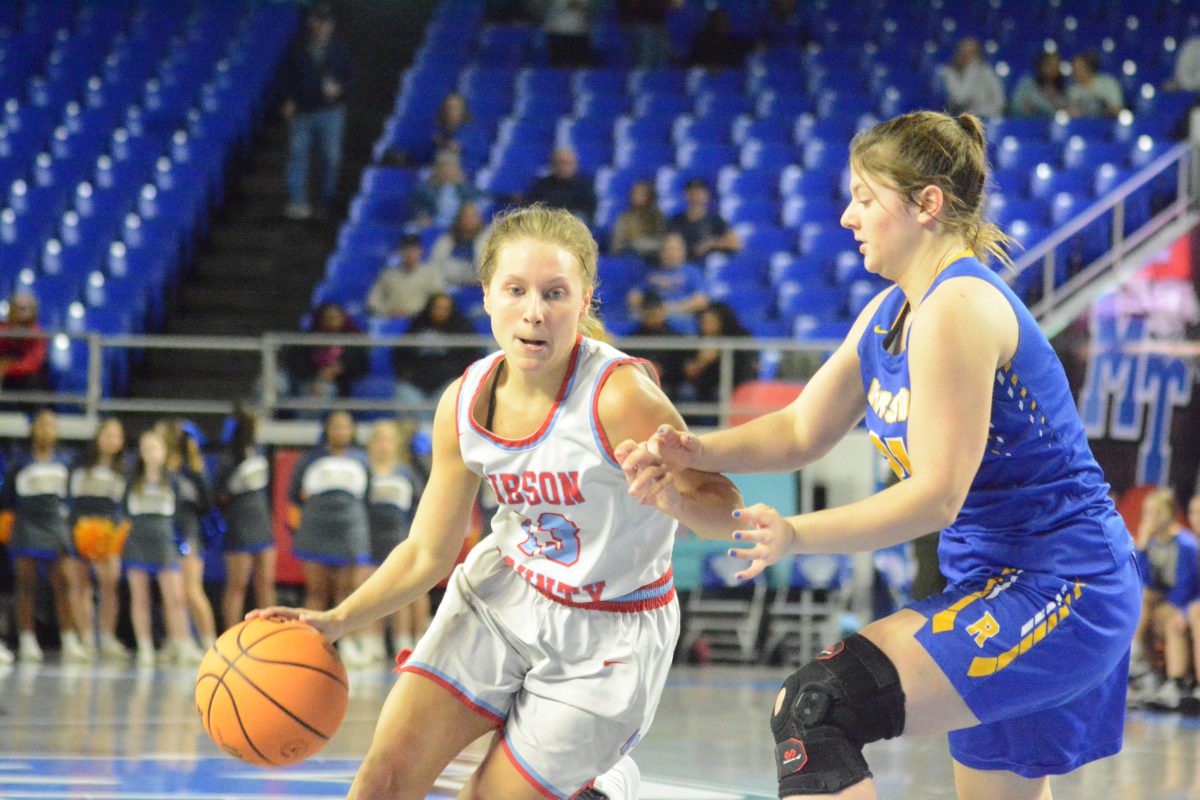Defensive Pressure Sends Gibson County To Class 2A Semifinals Gibson