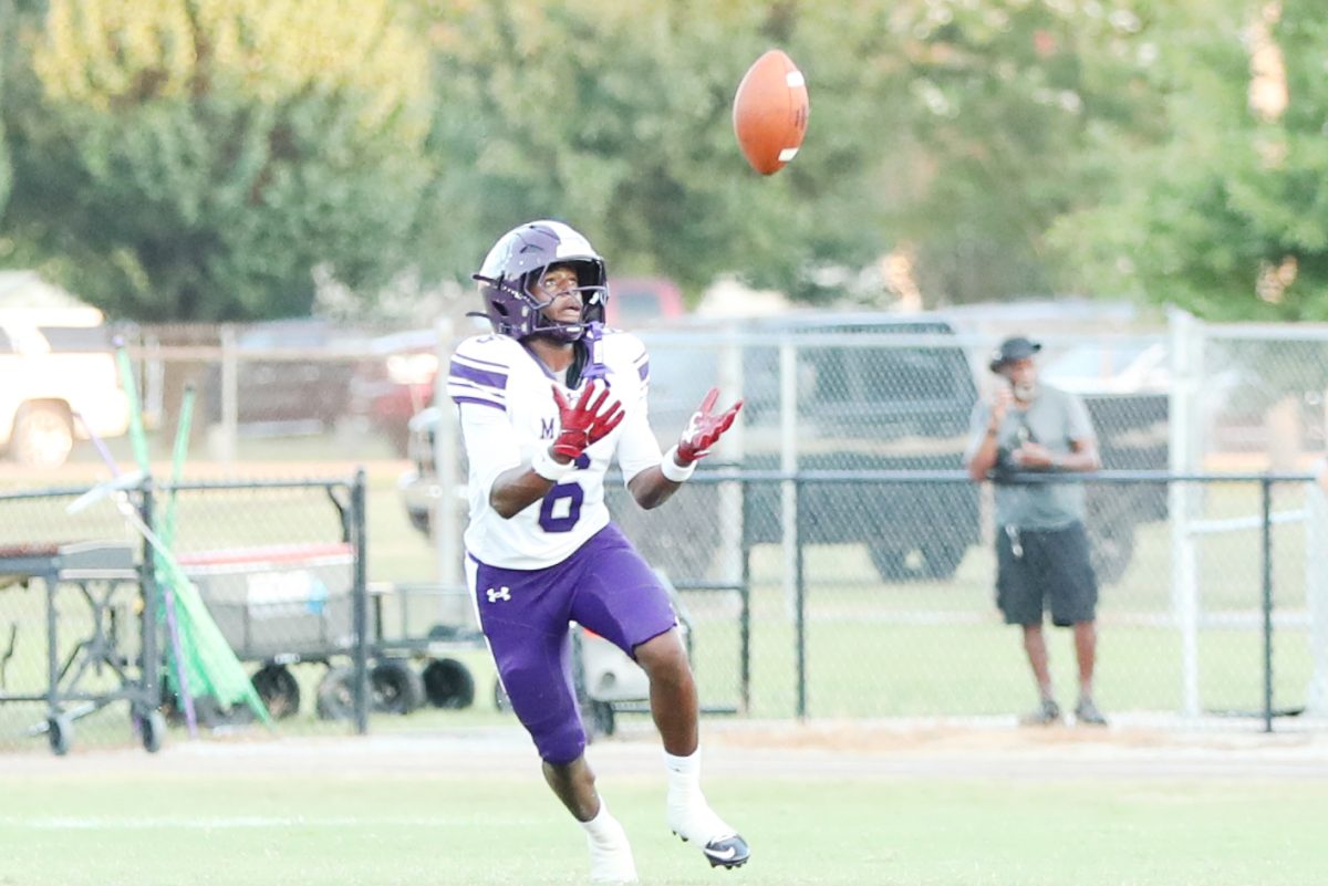 Odom vs. Vic: High School Football Pick'em for Week 9