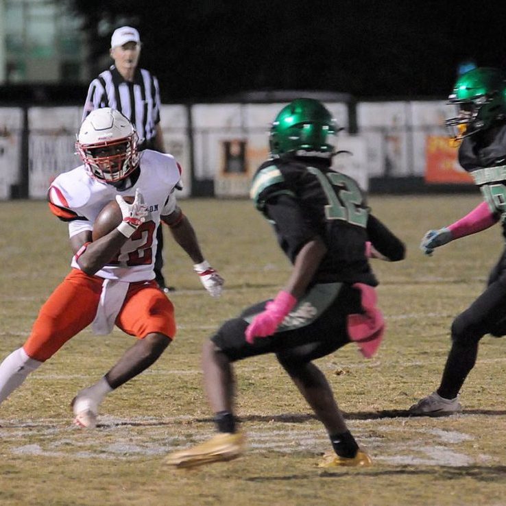 South Fulton's XXX (12) runs the ball against Lake County during a Region 7-1A high school football game at Lake County on Oct. 9, 2026. Photo by David Fuzzell.